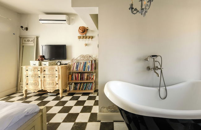 Elegant 1BR Apt w Balcony in the City - Foto 42
