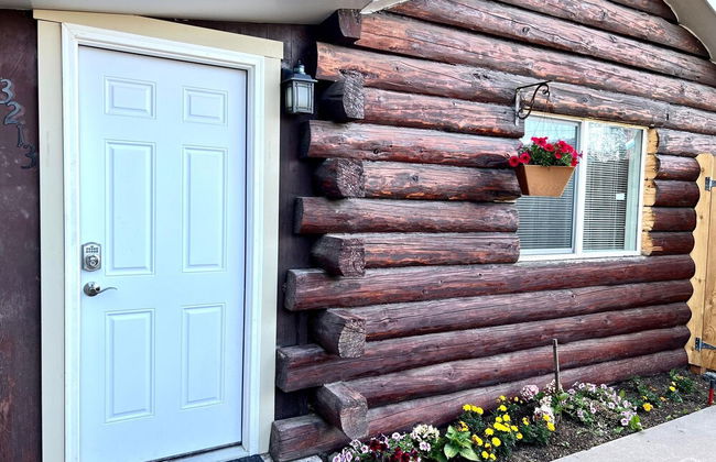 Log cabin in heart of Anchorage - Foto 49