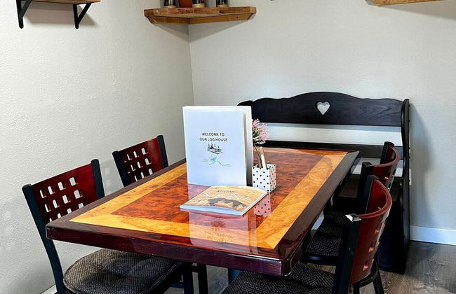 Log cabin in heart of Anchorage - Foto 43