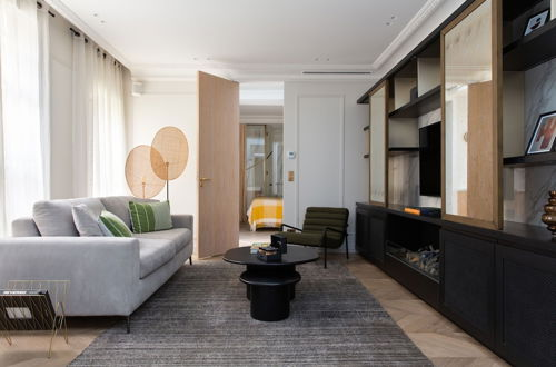 Photo 10 - HIGHSTAY - Luxury Serviced Apartments - Tuileries Garden