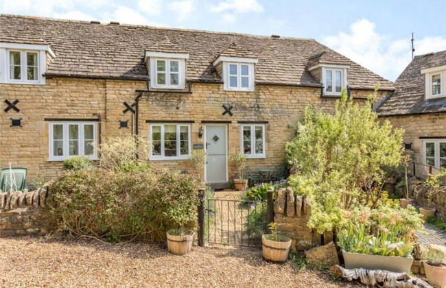 Charming and Modern 3 bed Cottage in Wansford - Foto 1