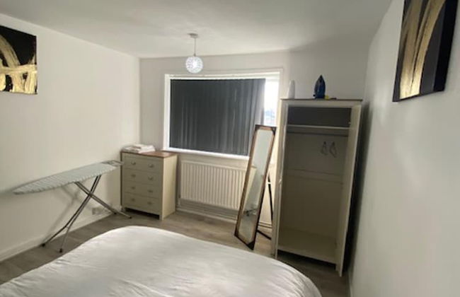 Chic City Retreat Immaculate 2 Bed Oasis in London - Foto 6
