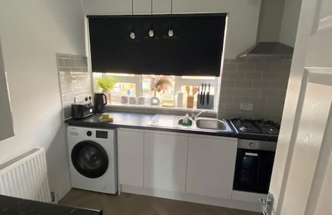 Chic City Retreat Immaculate 2 Bed Oasis in London - Foto 9