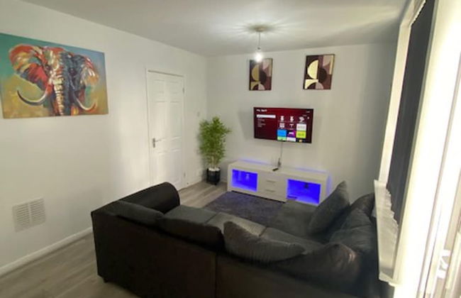 Chic City Retreat Immaculate 2 Bed Oasis in London - Foto 15