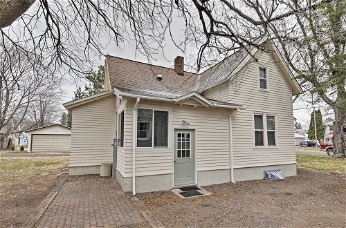 Photo 16 - Charming Home < One Block to Lake Superior