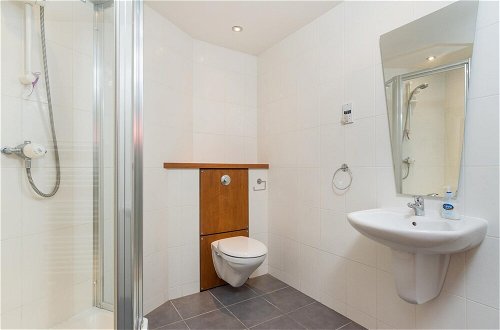 Foto 26 - 403 Outstanding Penthouse in Vibrant Leith With Secure Parking