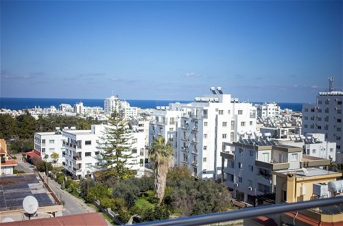 Foto 16 - Immaculate 2-bed Penthouse in Kyrenia