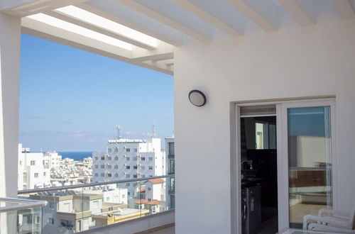 Foto 14 - Immaculate 2-bed Penthouse in Kyrenia