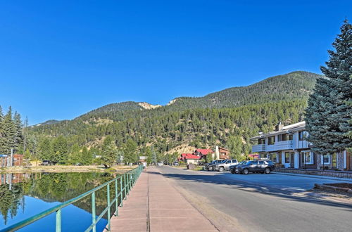 Foto 23 - Red River Townhome With Balcony & Mtn Views