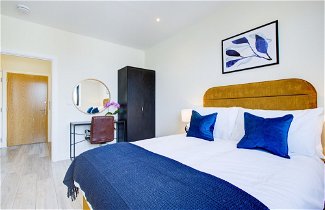 Foto 3 - Beautiful 1-bed Apartment in Cheam, Sutton