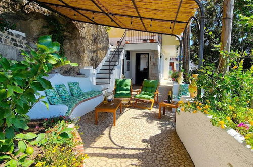 Foto 44 - Amalfi Sea View Villa With Solarium Terrace & Bbq