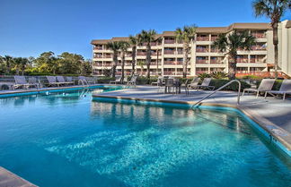 Photo 3 - Ocean-view Hilton Head Island Condo: Pool, Beach