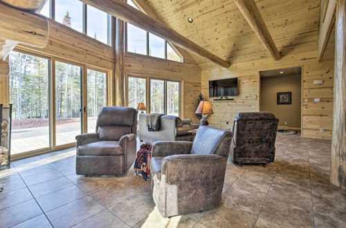 Photo 12 - Spacious Hurley Home w/ Game Room Near Lakes