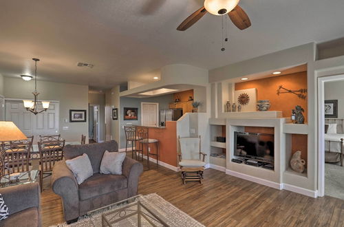 Photo 5 - Oro Valley Condo - Nearby Golf & Hiking