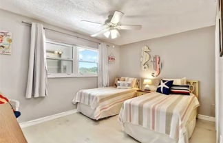 Photo 3 - 2 Bed 2 Bath Centrally Located