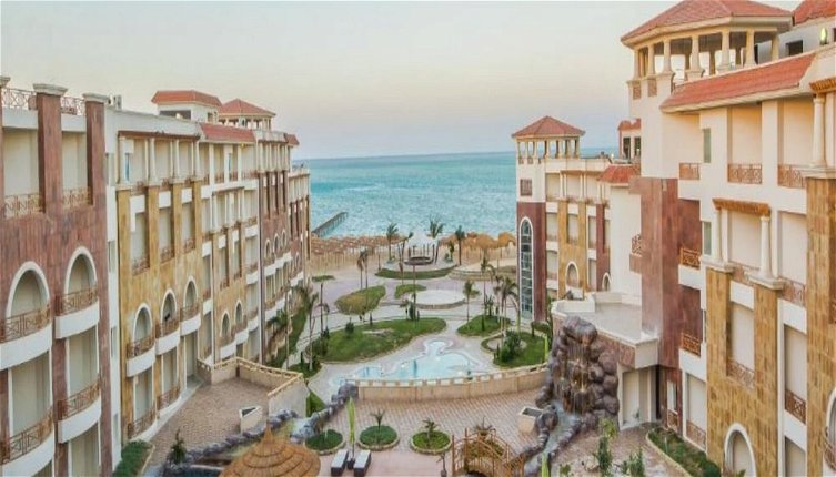 Photo 1 - Royal Beach Resort Hurghada