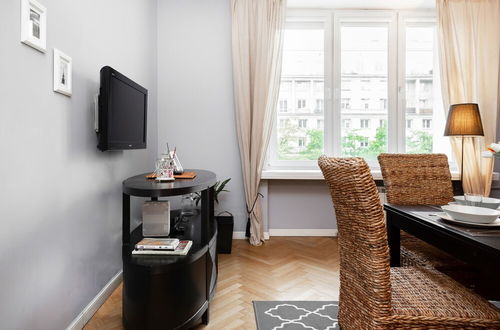 Photo 12 - Al. Jerozolimskie Apartment by Renters