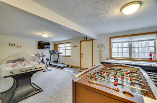 Photo 35 - Cozy Big Bass Lake Home With Hot Tub & Game Room