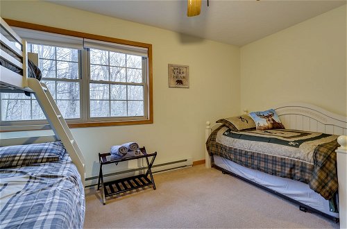 Photo 15 - Cozy Big Bass Lake Home With Hot Tub & Game Room