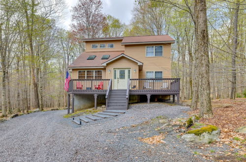 Photo 27 - Cozy Big Bass Lake Home With Hot Tub & Game Room