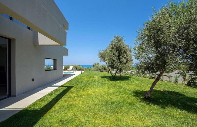 Sea View 4 Bedroom Villa With a Heated Pool - Foto 29