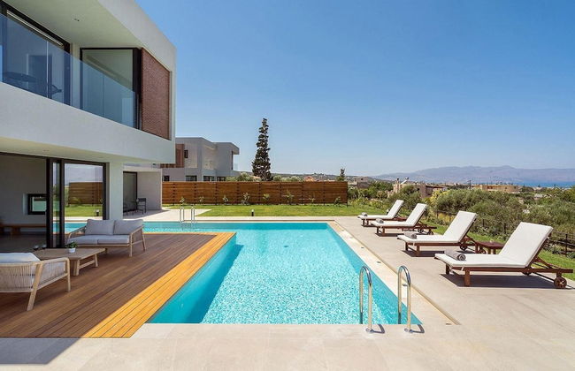 Sea View 4 Bedroom Villa With a Heated Pool - Foto 27