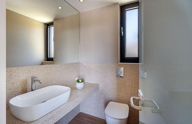 Sea View 4 Bedroom Villa With a Heated Pool - Foto 17