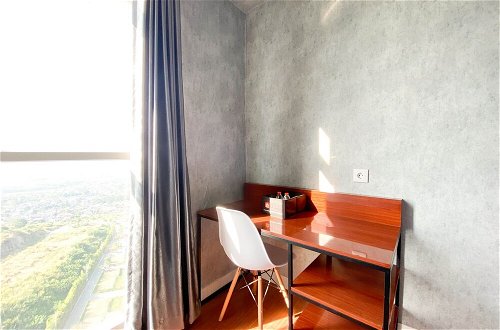 Foto 11 - Homey And Good Choice Studio At Amartha View Apartment
