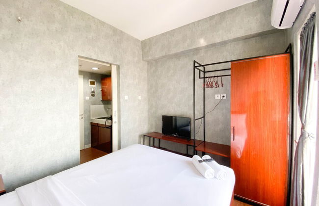 Homey And Good Choice Studio At Amartha View Apartment - Foto 3
