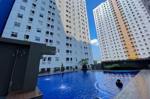 Photo 18 - Great Choice And Comfy 2Br Green Pramuka City Apartment