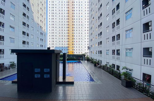 Foto 22 - Great Choice And Comfy 2Br Green Pramuka City Apartment