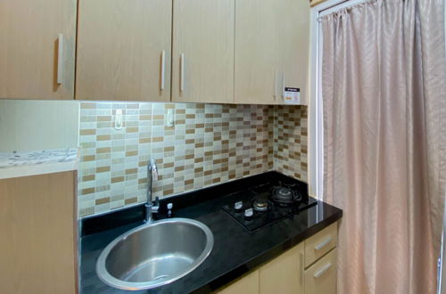 Photo 10 - Great Choice And Comfy 2Br Green Pramuka City Apartment