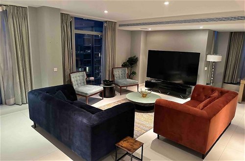 Foto 23 - Stunning 4-bed Duplex Penthouse in London