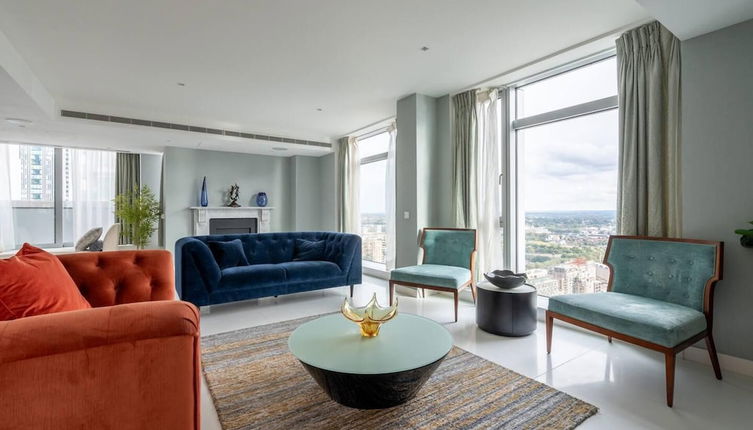 Photo 1 - Stunning 4-bed Duplex Penthouse in London