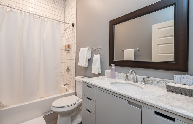 Parkside Comfort | JZ Vacation Rentals - Foto 15