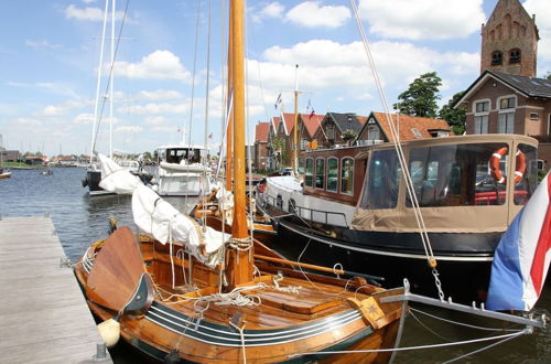 Photo 21 - Cozy Chalet Right on the Water in Friesland