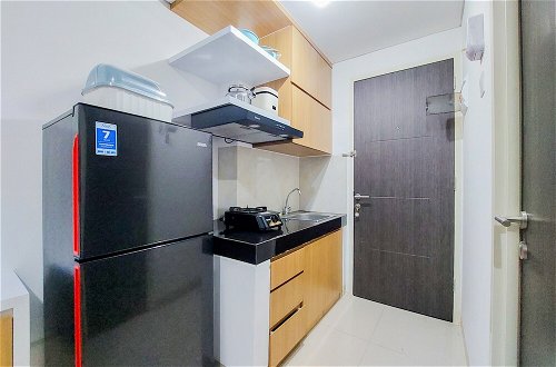 Foto 5 - Restful And Cozy Studio At Serpong Garden Apartment