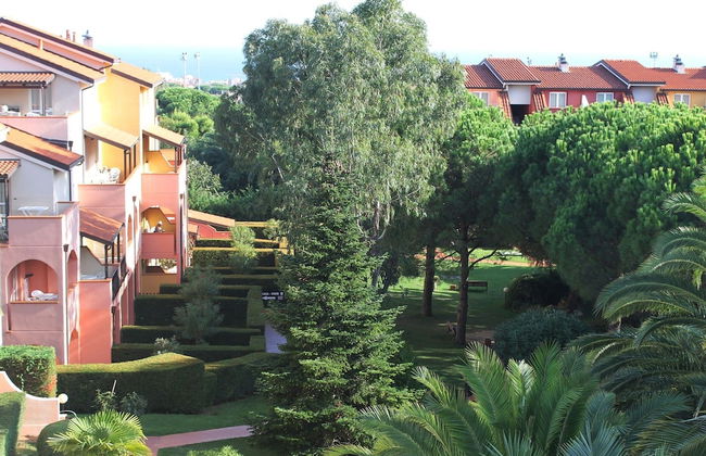 Tastefully Furnished Apartment Near the Sea - Foto 27