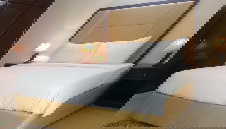 Photo 1 - Impeccable 3-bed Apartment in Lahore