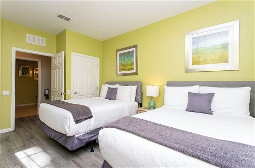 Foto 15 - Magnificent 2 Bedroom Apartment Vista Cay Resort 107