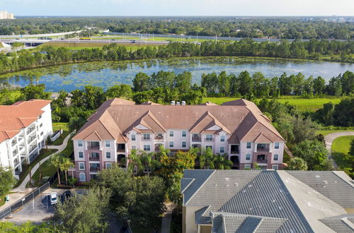 Photo 56 - Magnificent 2 Bedroom Apartment Vista Cay Resort 107