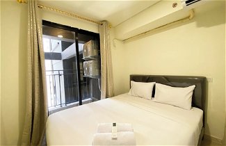 Photo 2 - Best Homey And Modern 2Br At Meikarta Apartment