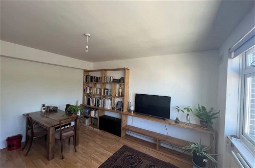 Photo 12 - Charming & Peaceful 1BD Flat - Clapham Junction