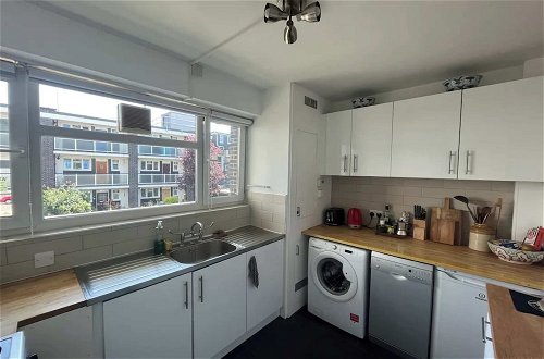 Photo 6 - Charming & Peaceful 1BD Flat - Clapham Junction