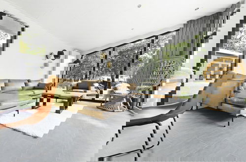 Foto 6 - Modern Chalet With a Smart TV Near Forest