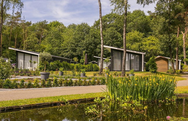 Modern Chalet With a Smart TV Near Forest - Foto 21