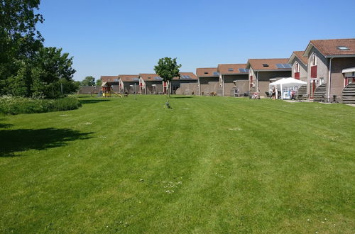 Foto 16 - Semi-detached House in Franeker With a Shared Pool