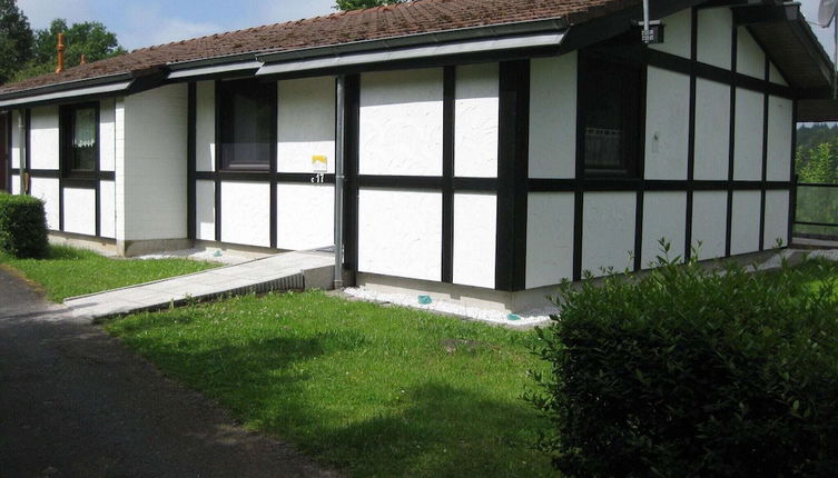 Foto 1 - Detached, Wooden Bungalow, in a Green Wooded Area