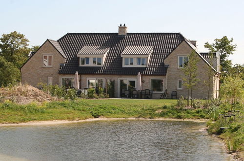 Photo 19 - Spacious Villa With Deco Fireplace on Texel