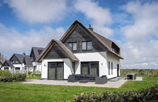 Photo 1 - Luxury Thatched Wellness Villa near Sea on Texel